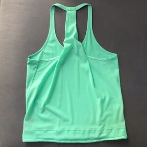 NWOT Lululemon mesh back tank Size 4 teal